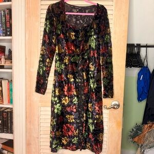 160 Current Mood Black & Floral Velvet Cardigan - Size S